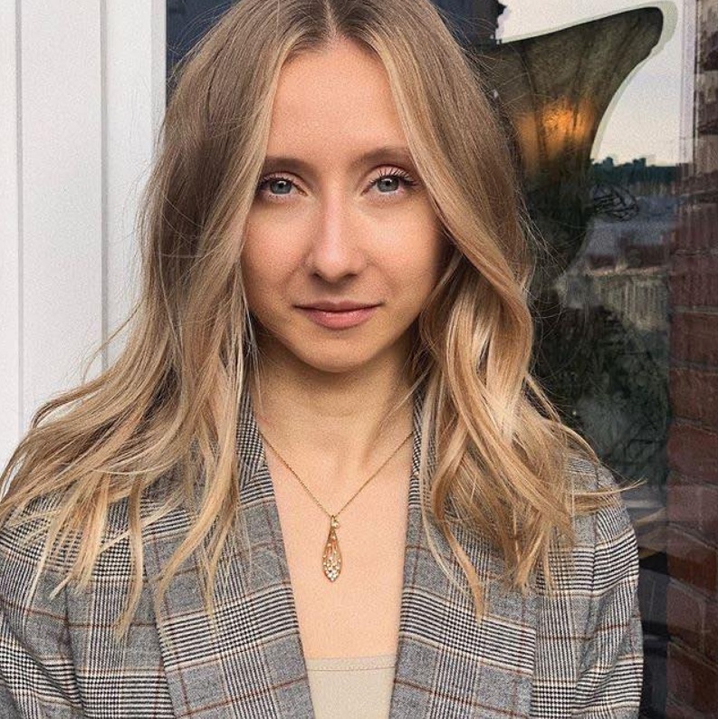 Анна Подображных