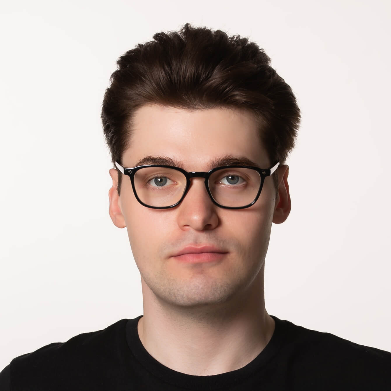 Дмитрий Якушин