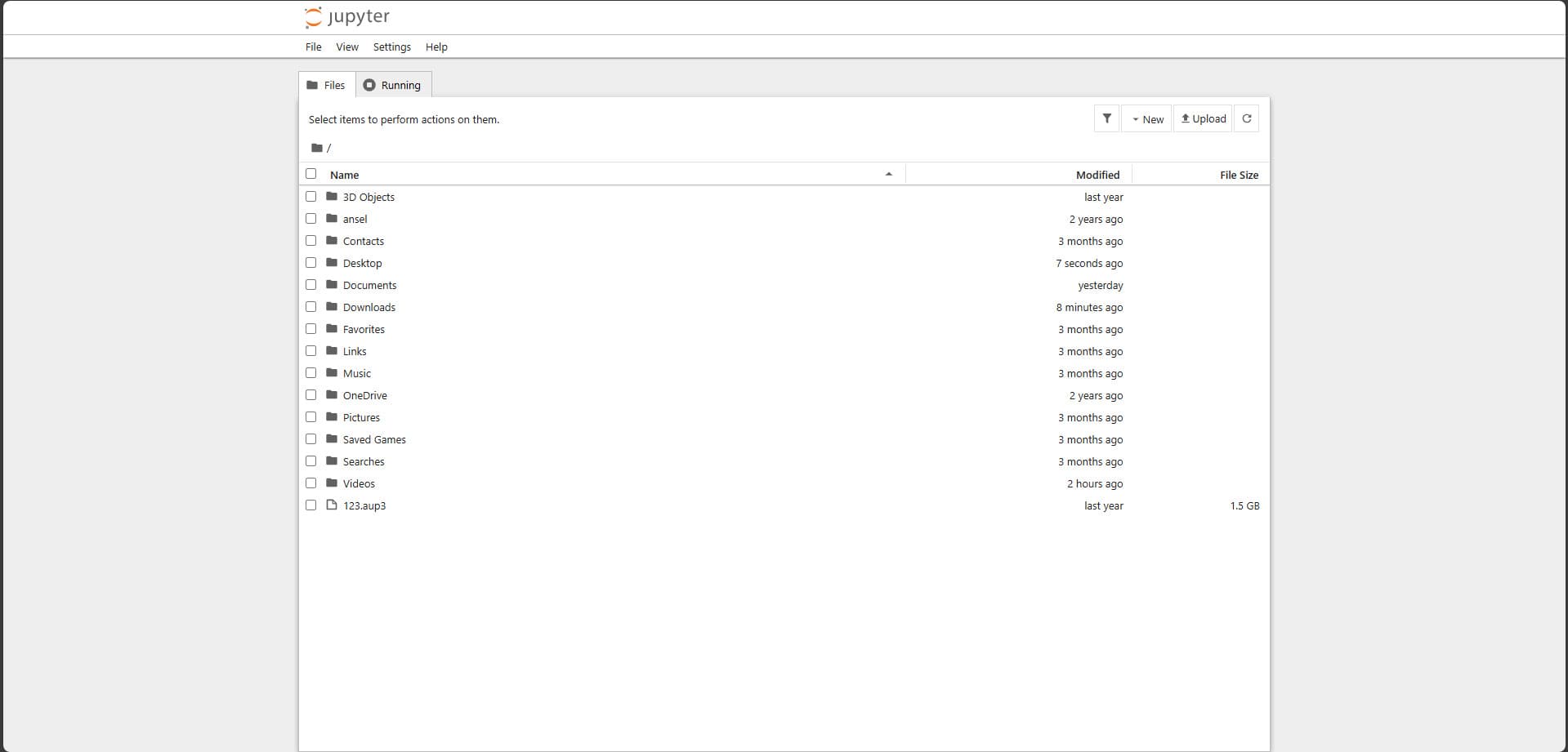 Интерфейс Jupyter Notebook после успешного запуска — отображается корневой каталог с папками и файлами.