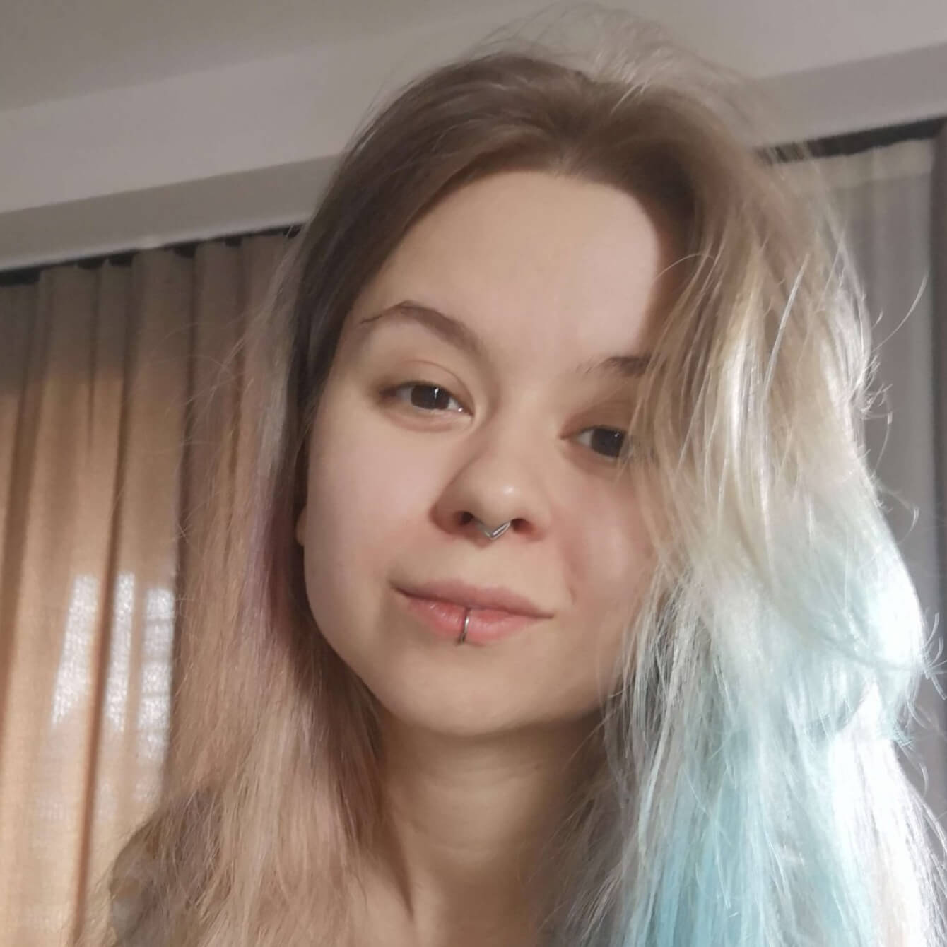 Ольга Золотова